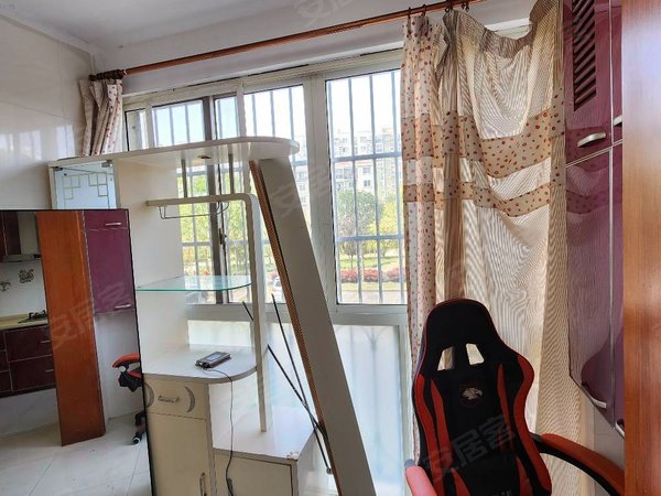 上海闵行浦江闵浦新苑四村闵浦新苑四村,3房2厅2卫125平,电梯房2楼