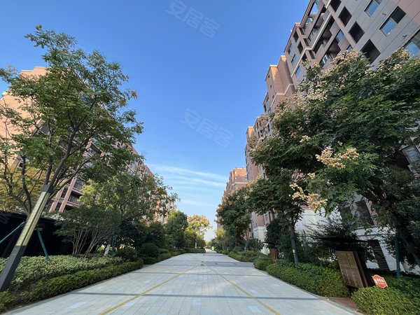 昆山锦溪锦溪城区万科海上传奇急租可谈价(立讯工厂附近)有钥匙,采光