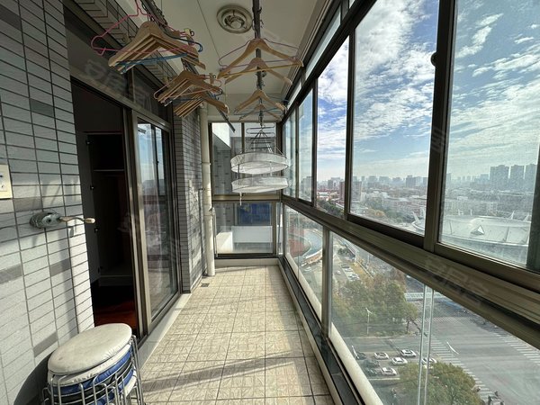 杭州钱塘下沙物美高沙文渊大厦高沙文渊大厦 3室2厅2卫 南北通透 配套