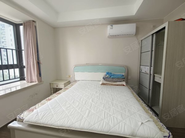 三亚崖州崖城镇保利崖州湾保利听海精装三居室家具家电齐全拎包入住随时看房出租房源真实图片