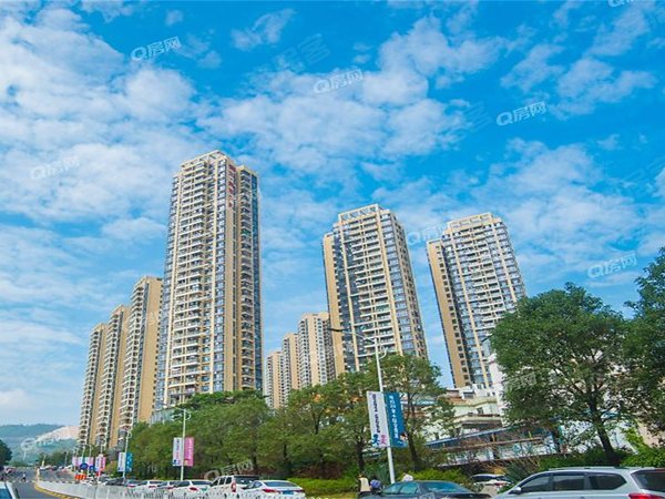 深圳布吉下水径尚水天成尚水天成下水径地铁口 空房出租 朝南 有车位