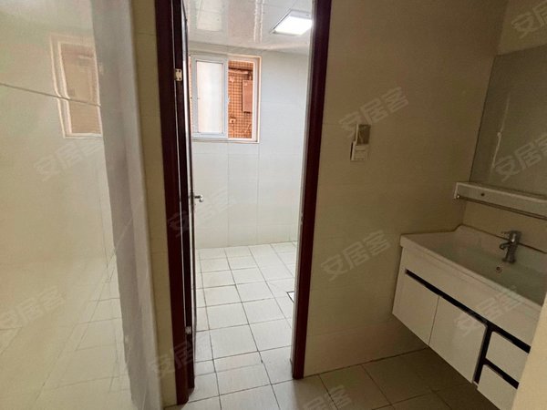 成都高新区南延线怡馨家园五根松地铁口 新川科技 博雅城市广场 华阳