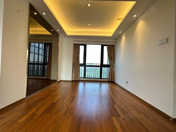深圳南山大学城京基御景峯自由撘配空房出租.