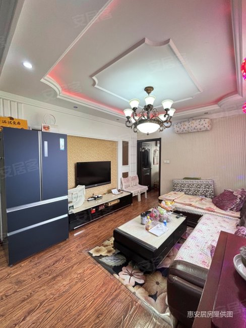 福佳新城 商品房   南北通透 有电梯 集中供暖