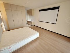曲靖麒麟南城门第一人民医院旁 218广场金都国际 1室可做工作室民用水电出租房源真实图片