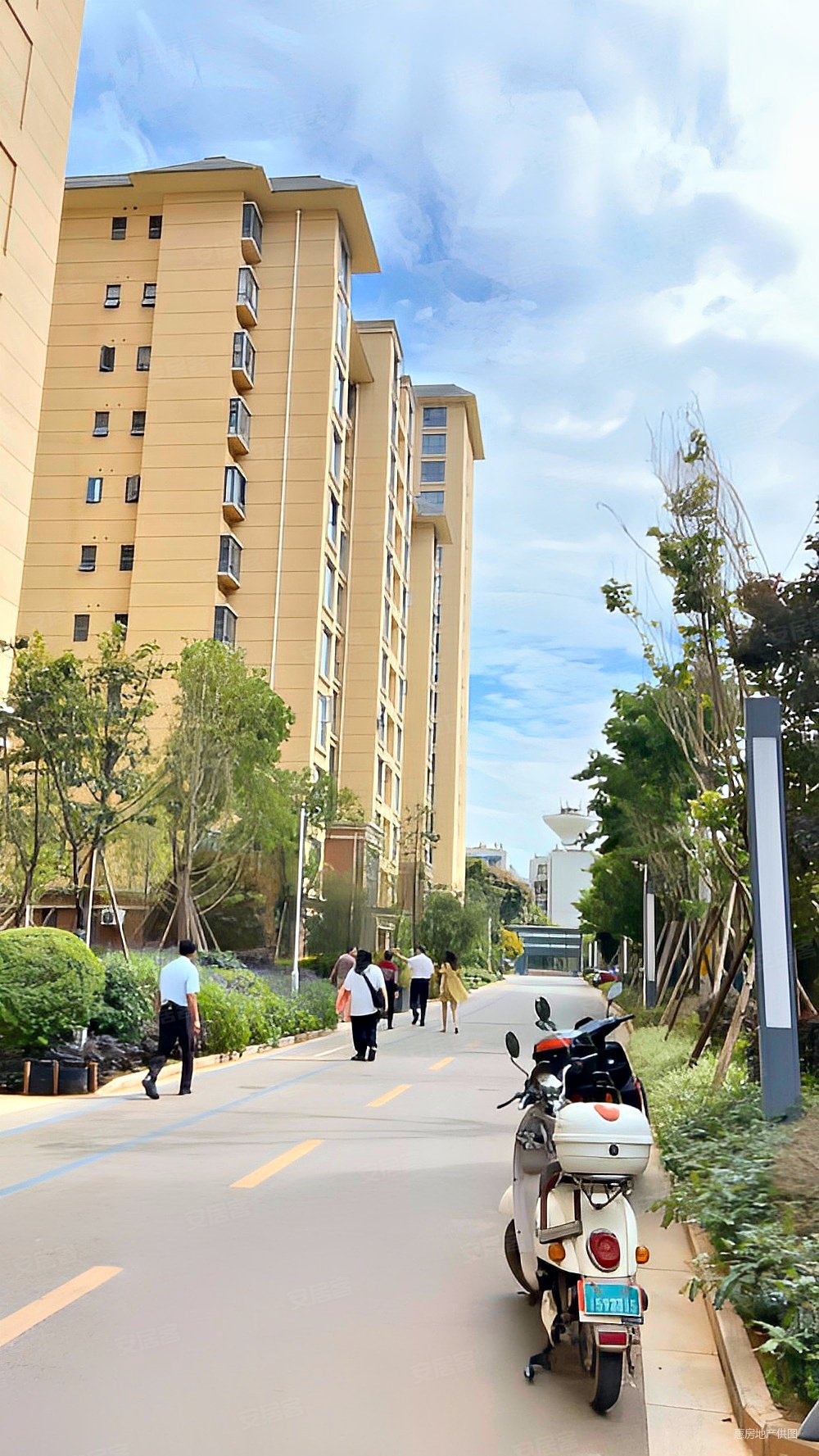 尚源郦城枫桦园3室2厅2卫112.65㎡西120万