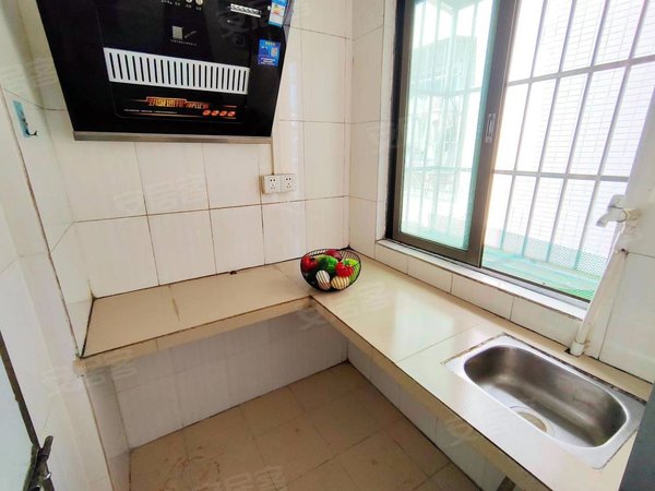 广州荔湾西塱海南生南坊社区荔湾区海南村公寓直租精装修阳光大一房一