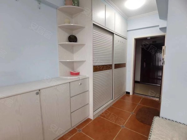 保定涿州市开发区名流美域出租 !钻石广场旁!