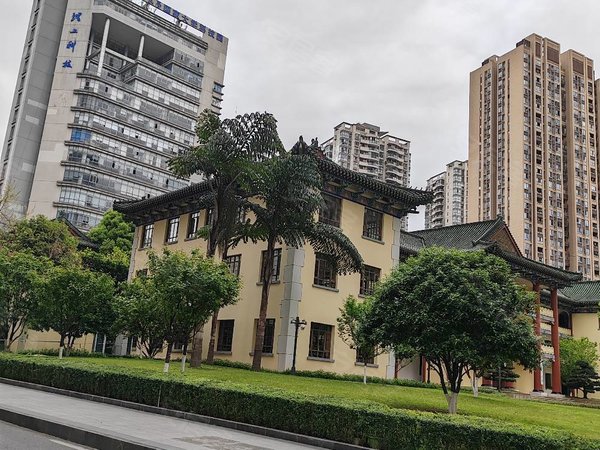 重庆九龙坡石桥铺华宇老街印象老街印象,可短租,押一付一,石桥铺地铁