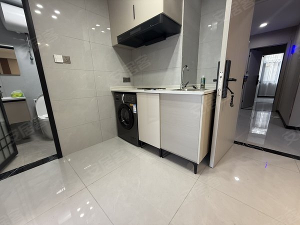 金华永康永康市区苏溪新村自建房万达旁 两室一厅 精装修 押一付一全新出租 可短租出租房源真实图片