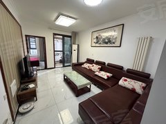 郑州中原郑上路小学精装三室一厅。价格美丽出租房源真实图片