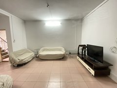 河池宜州宜州城区宜州六小旁步梯2楼小区房，有家电家具出租房源真实图片