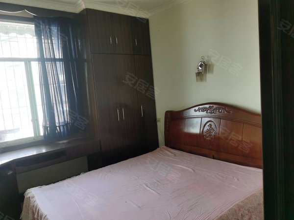 重庆璧山璧山老城区沿河东路北段101号小区金山角  中装修家具家电  2