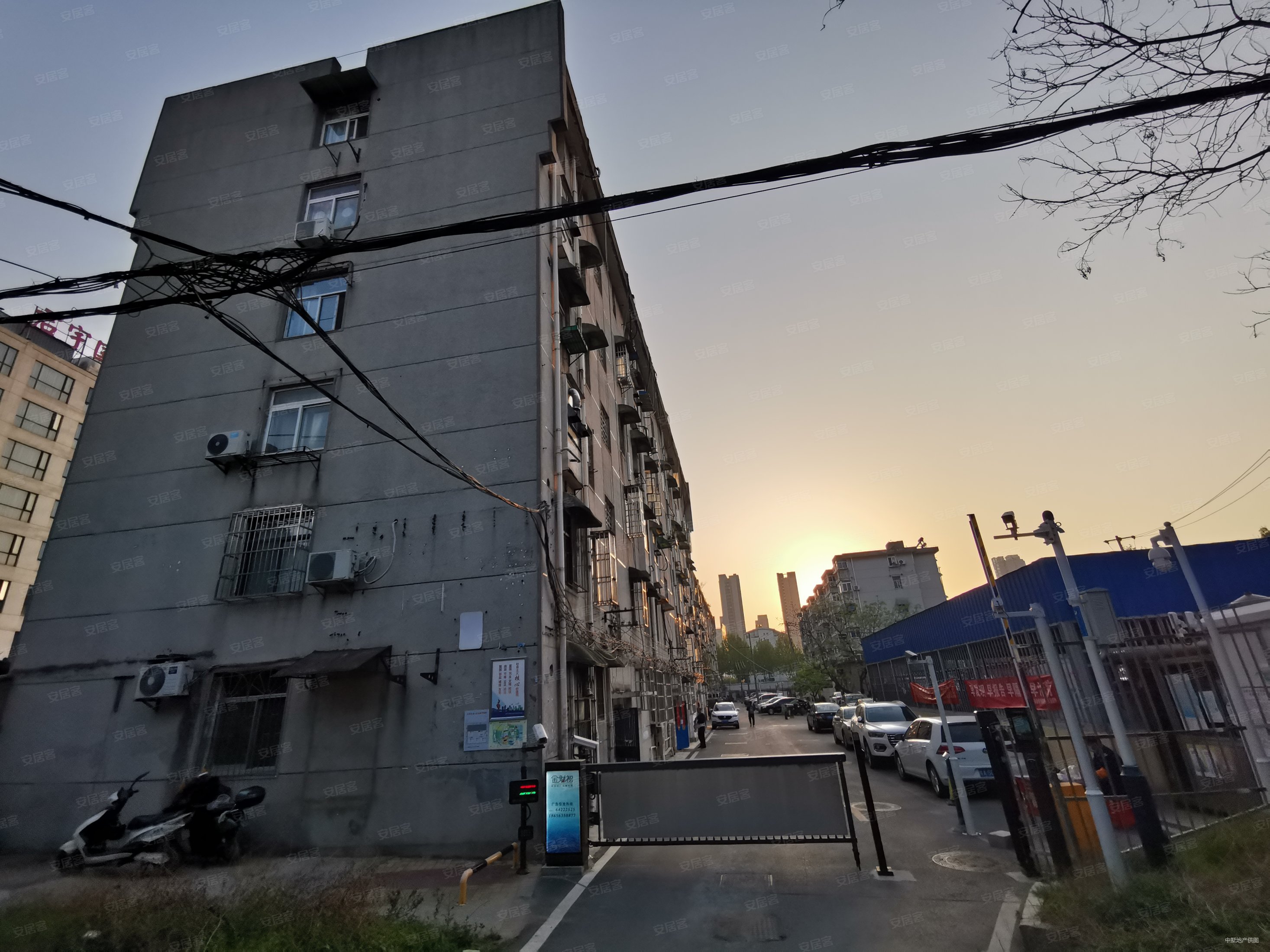 密度低 正规商品房 商业配套齐全 近地铁 近医院,白帝乳业小区二手房