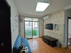 阜新细河细河城区短租月付    龙畔家园   步梯五楼    两室一厅出租房源真实图片