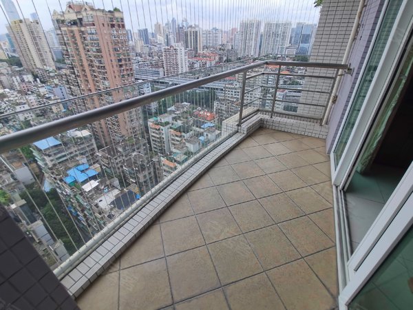 【多图】富力东堤湾,中山路租房,富力东堤湾 2 房 82.