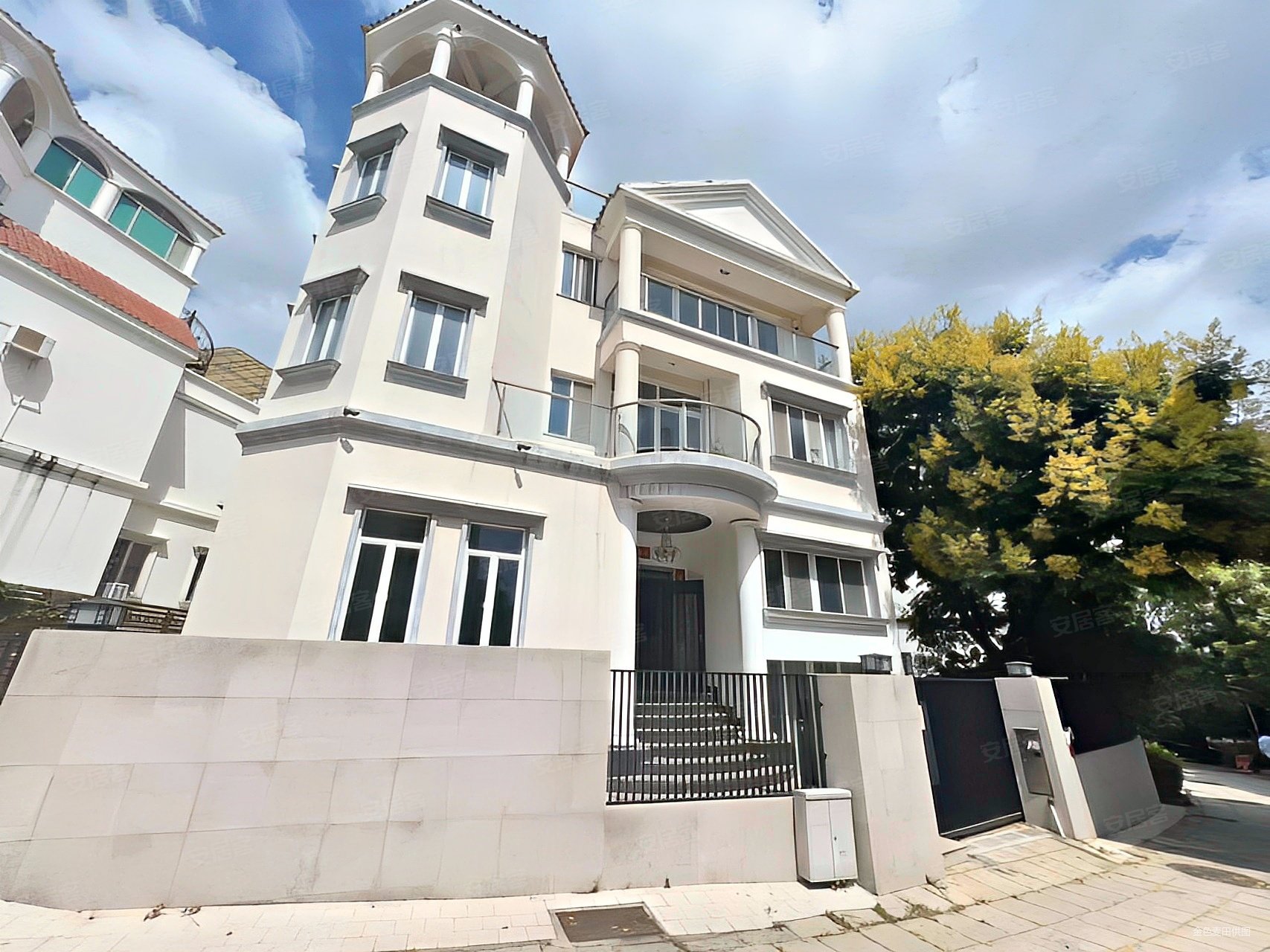 厦大板块 沿海独栋 带花园 面积大 业主诚意出售,珍珠湾花园二手房