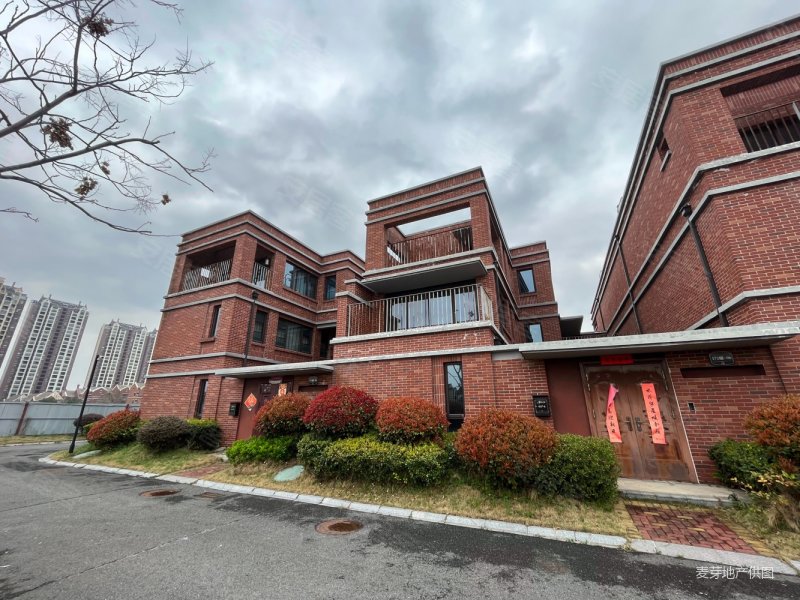 高速云水湾别墅