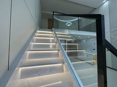 阿克苏阿克苏市阿克苏城区新港街附近上下两层公寓来啦总高7套可以月付家具家电配齐看房方出租房源真实图片