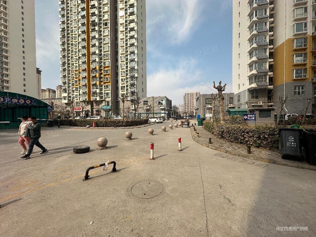 保定房产网>保定二手房>莲池二手房>新保师附小二手房>北城枫景(莲池)