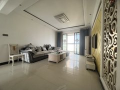 滁州南谯金鹏99广场急租市政府旁 国际城 精装三室 四台空调 拎包入住 随时可看出租房源真实图片
