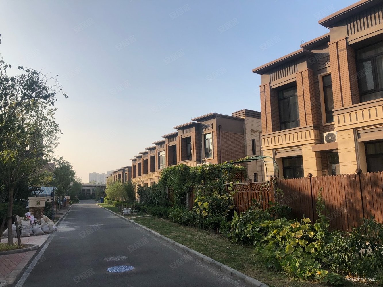 好消息96万买别墅,富力新城别墅96万,富力新城雍景豪庭(别墅)二手房