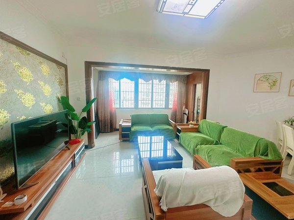 珠海香洲吉大东洲花园(新出好房)东洲花园 精装大3房 近海边 近口岸