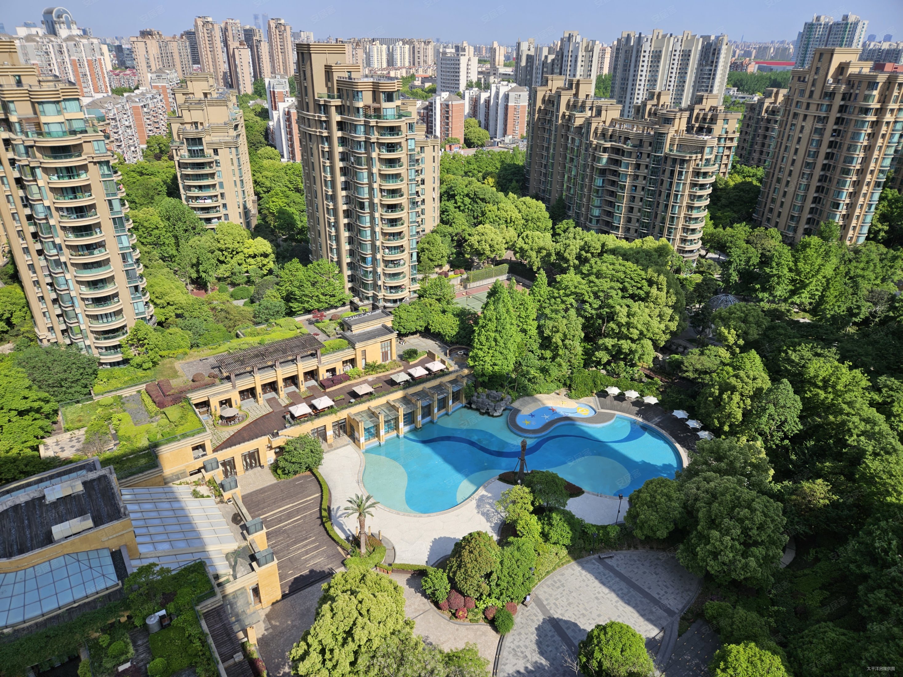 上海绿城4室2厅2卫175.93㎡南北1690万