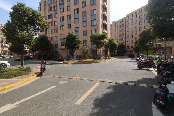 佘北家园茸绣苑