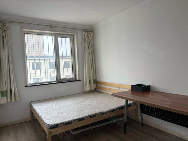 大学东路租房,可短租 季付 四居 紧邻国际蒙医院 巨海城 绿地 摩尔城