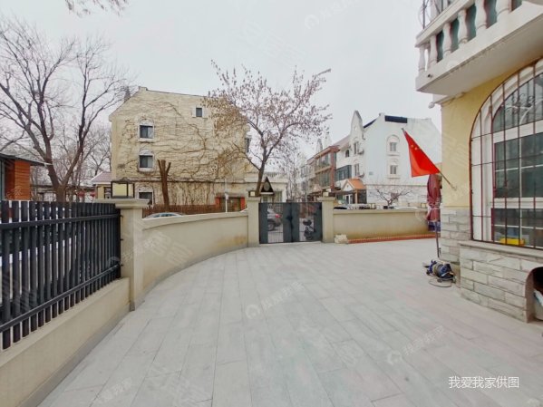 海德堡花园(别墅)6室2厅4卫171.81㎡南北800万