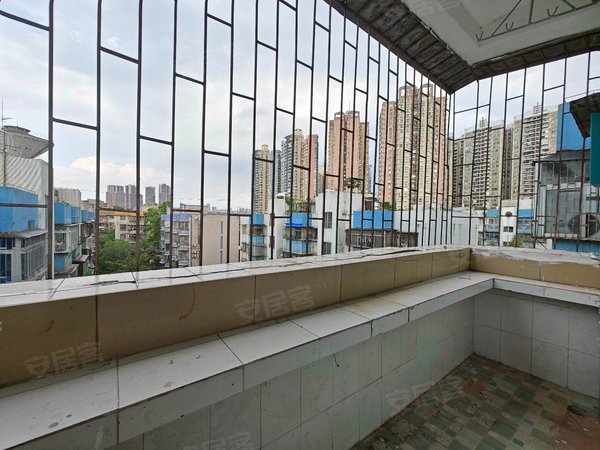 深圳宝安新安华天花园(已核验)海雅缤纷城旁,华天花园,登高望远,双