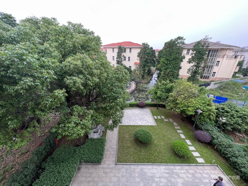 天晟海琴湾别墅