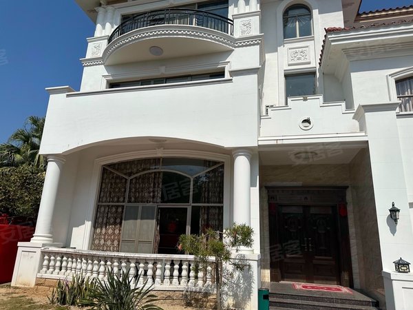 深圳大鹏新区大鹏大鹏山庄大鹏山庄独栋别墅 带500平米私家花园出租