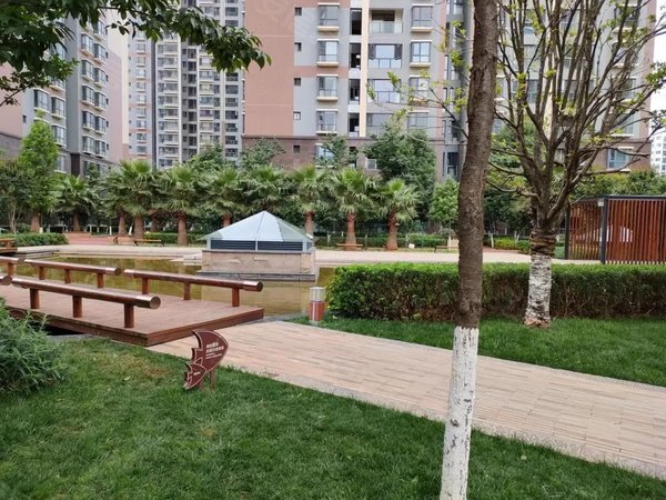 昆明盘龙世博片区誉峰峰景近北辰财富中心,北辰地铁站,盛唐城,霖雨桥