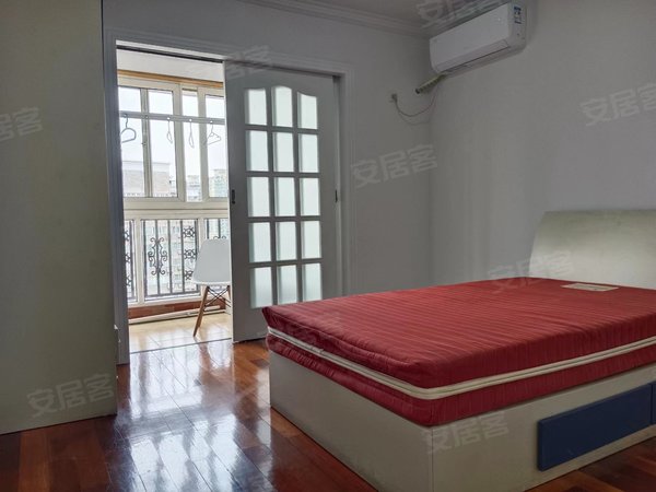 上海徐汇徐家汇佳安公寓房东首租,品质小区精装三房,电梯高区景观