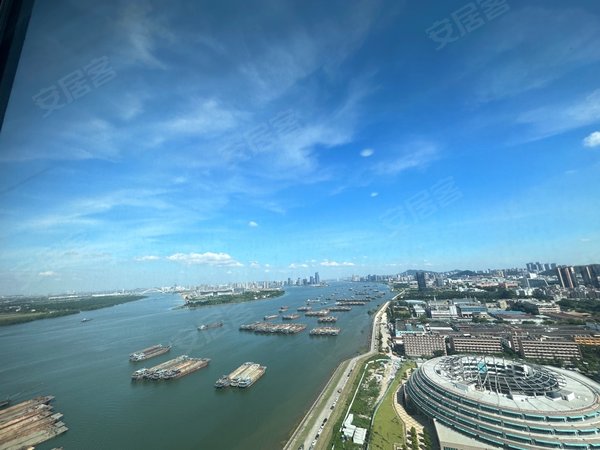 广州南沙南沙湾富力天海湾(商住楼)富力天海湾 复式一房 可配家电
