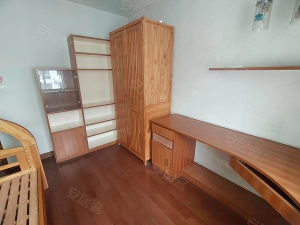 合租 新颜苑小区 水印康庭 三塘沁园 鼎尊国际ktv出租房源真实图片