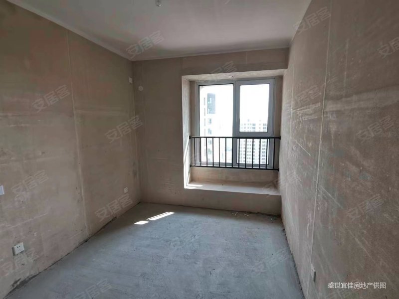 商品房,中间好楼层,送地下车位,采光视野倍棒,新城悦隽风华滨斓苑二手