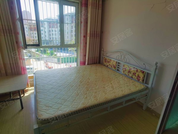 【多图】明湖花园,生产路租房,大落地窗 豪鲁商厦北园大街 大明湖北门