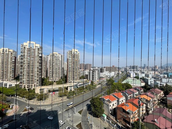 深圳龙岗横岗振业城(北区)振业城空中别墅豪华装修4房3卫,14号线六约