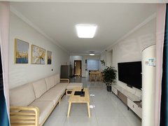 桂林象山中山南路出租!万象城华润中央公园电梯高层精装修3房拎包入住2800元出租房源真实图片