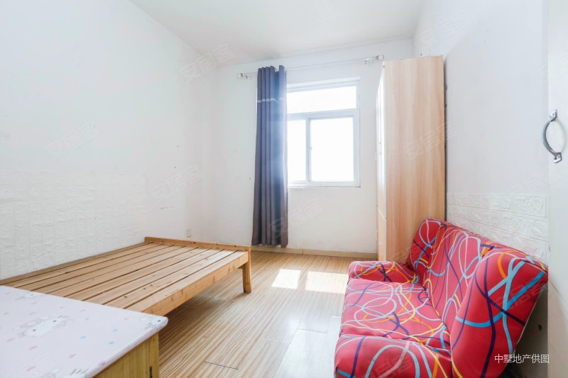 急售好房荣城北苑中间楼层边户三房位置好近菱湖公园