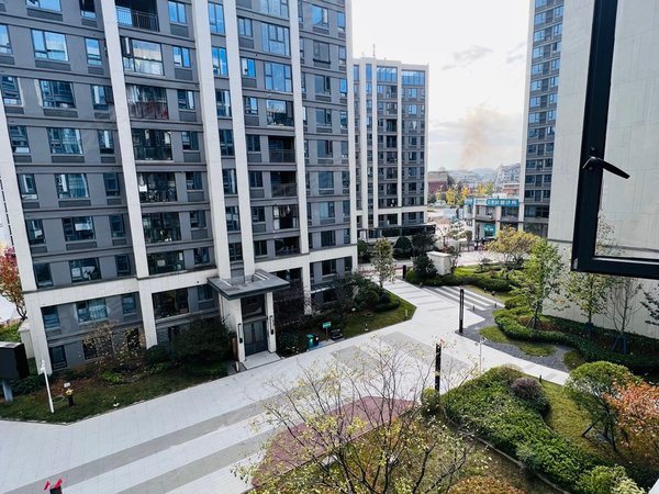 贵阳云岩三桥远洋风景押一付一可短租三个月 数博万达广场 马王庙地铁