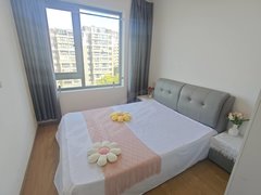 宁波高新区港隆时代广场中介无春熙云镜精装修主卧朝南近鄞州龙湖天街 天伦时代广场出租房源真实图片