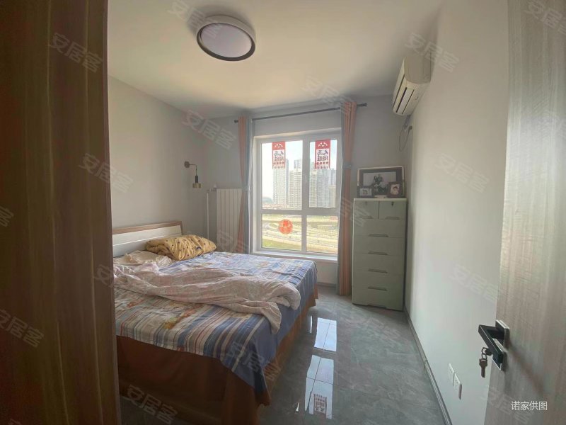 柏悦花园 小区新 停车方便 满二 中间好楼层 带电梯