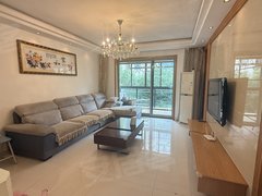 湖州长兴长兴市区三房新城丽景住家装修，好楼层带储藏室方便停车，随时可以看出租房源真实图片