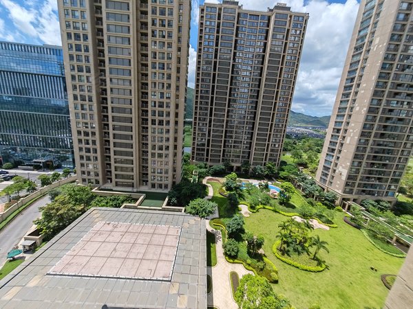 珠海高新区唐家湾翠湖香山玉兰苑北理工对面 翠湖香山玉兰苑 精装3房