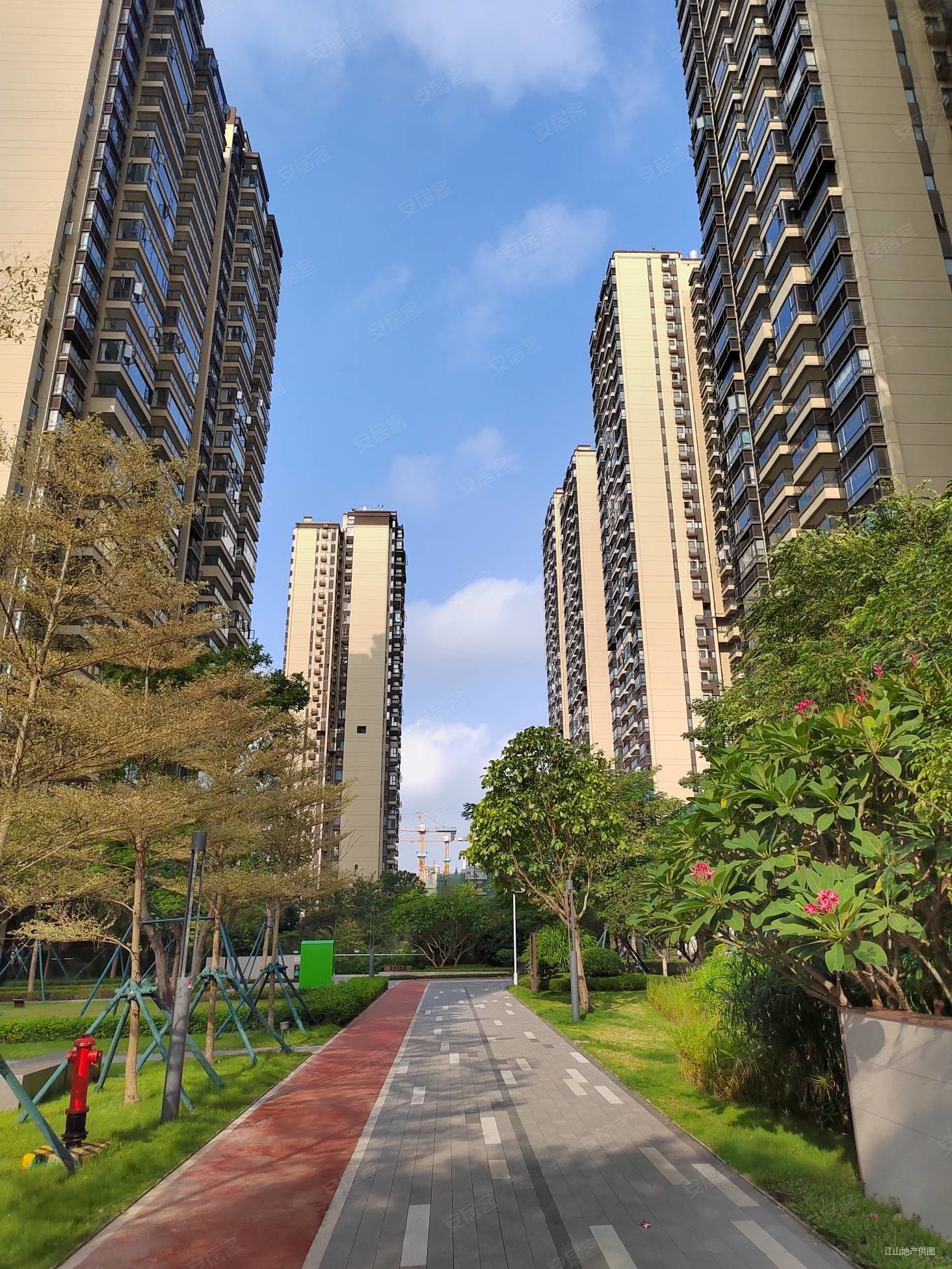 檀府印象檀熙4室2厅2卫143.74㎡南北187万