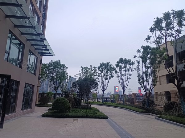 重庆渝北汽博中心恒大轨道时代(a区)渝北区 恒大轨道时代 三房 2600元